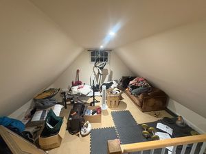 Photo 9- click for photo gallery